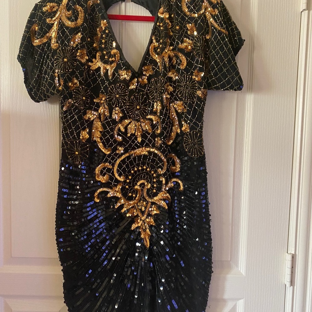 Stunning Ladies Cocktail Dress